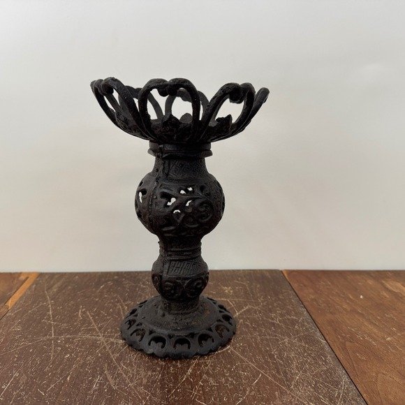 Vintage Cast Iron Candle Holder Ornate Metal Candle Stand Table Decor - Picture 1 of 9